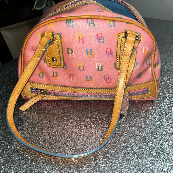Women’s Dooney & Bourke Pink Purse (small) - Picture 11 of 11